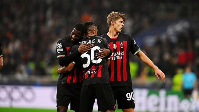 赫内斯谈拜仁明年目标：国内双冠王，在欧冠尽可能走远一些