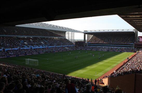 官方：因威胁并辱骂裁判，塞维利亚后卫马尔康-特谢拉停赛6场（官方通报：塞维利亚后卫马尔康-特谢拉因威胁辱骂裁判被禁赛6场）