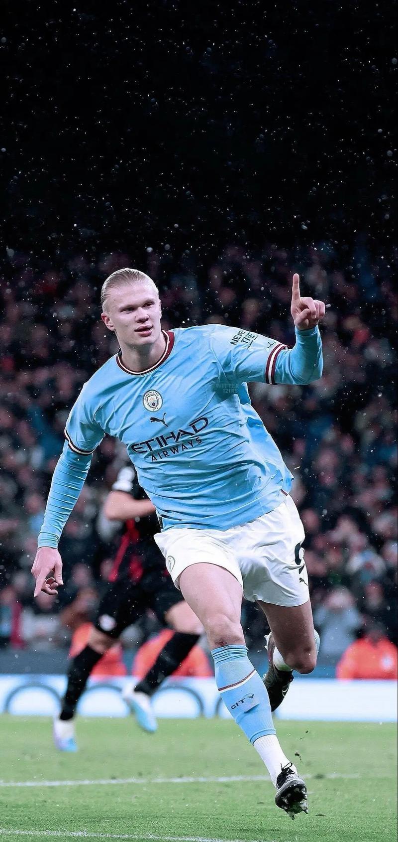 队报：尽管梅西在美职联表现出色，但足球在美国依然地位轻微