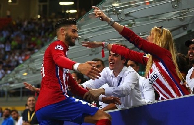 赵鹏：蒋4朱5是国内顶级中卫，但他俩搭配踢亚冠还是太吃力了（赵鹏：蒋4与朱5虽属国内顶级中卫，搭档征战亚冠仍显吃力）