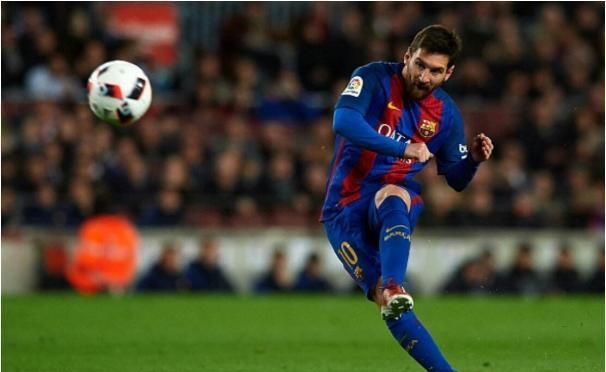 颜骏凌晒自己和范德萨的合影：这一切都是值得的❤