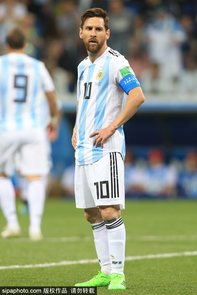 弗兰克：我是家里最有“圣诞氛围”的人；儿时没想过当教练（弗兰克自述：家里最有圣诞味儿的是我，小时候从未想过当教练）