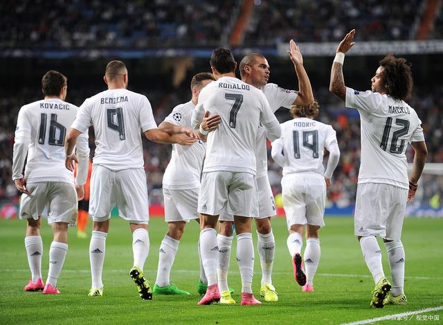 龙赛罗：皇马的球员仿佛生活在另一个世界，根本没有任何明确目标