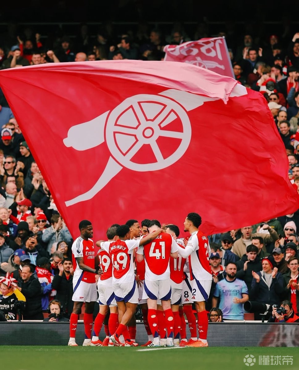 保罗被裁掉后，19年资深快船球迷愤怒脱粉，格里芬点赞