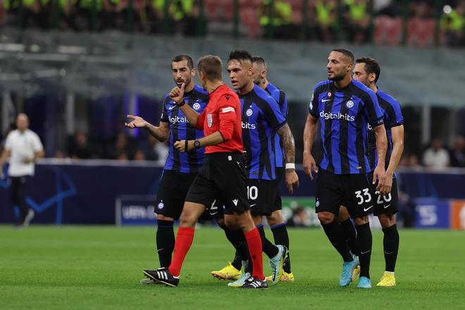 凯恩：主场战平令人遗憾，球队需要接受结果并需继续前进（凯恩：主场平局略显遗憾，球队应接受结果并继续前行）